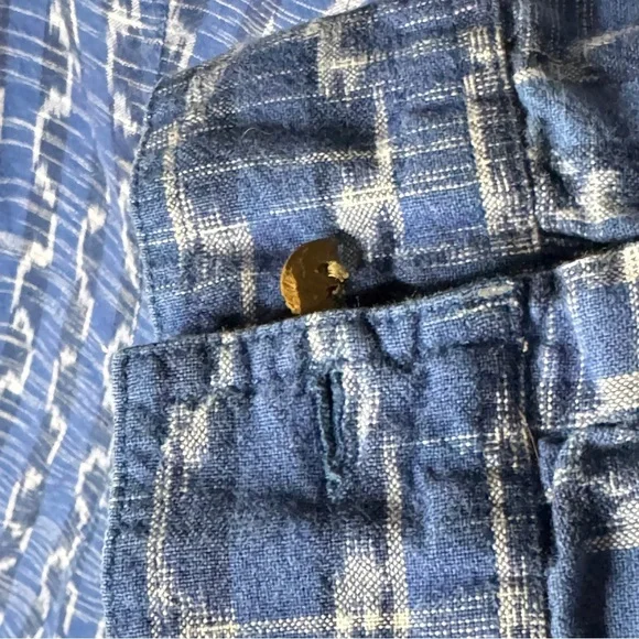 The Territory Ahead Blue Stripe Blouse - Size Large - 3/4 Sleeves - Picture 6 of 12